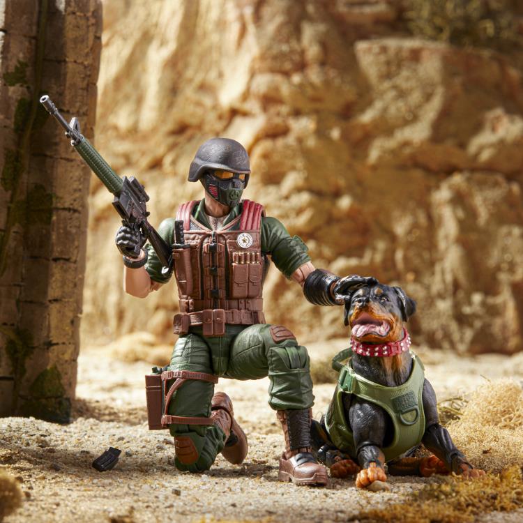 G.I.JOE CLASSIFIED SERIES MUTT & JUNKYARD