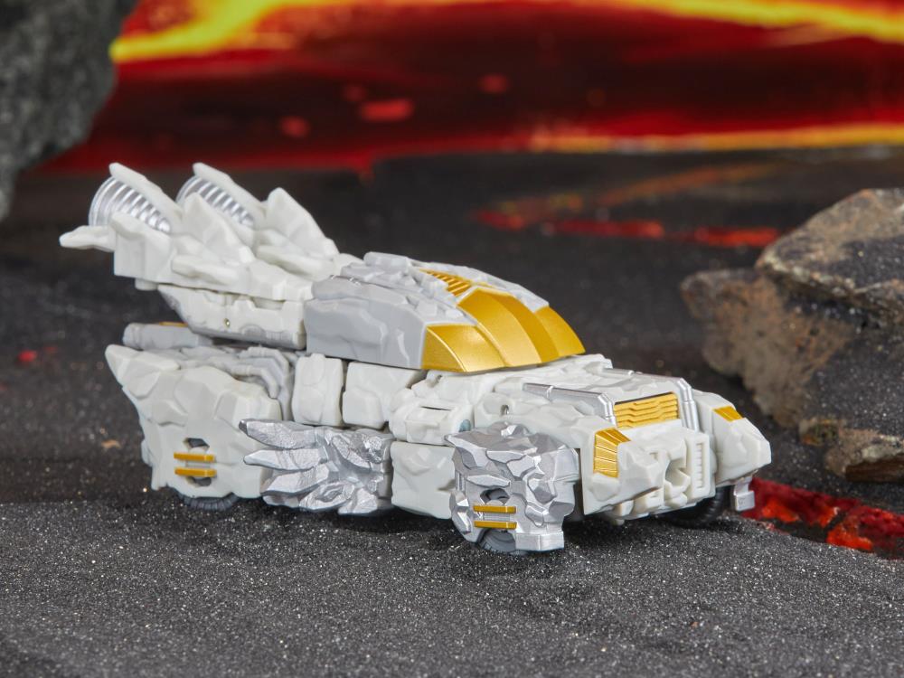 TRANSFORMERS LEGACY UNITED  INFERNAC UNIVERSE  NUCLEOUS