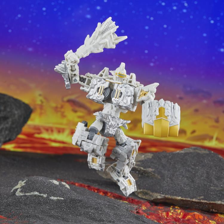 TRANSFORMERS LEGACY UNITED  INFERNAC UNIVERSE  NUCLEOUS