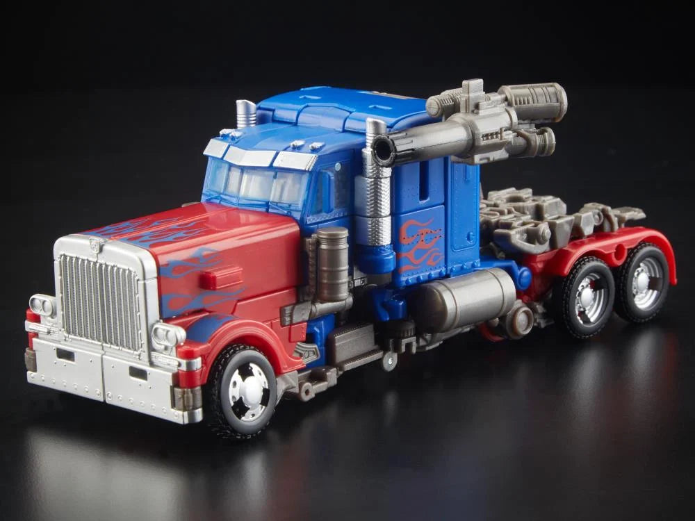 Transformers Studio Series Optimus Prime 32