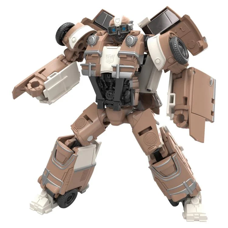 Transformers Rise of the Beasts Wheeljack Studio Series 108