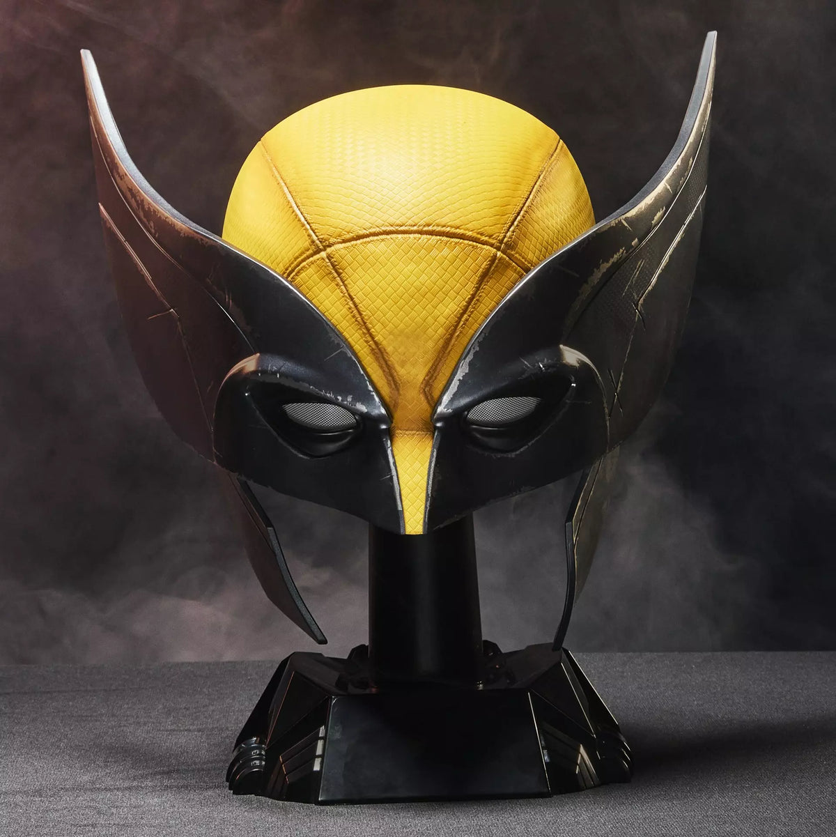 Marvel Legend Series Marvel Studios Deadpool & Wolverine Premium Mask